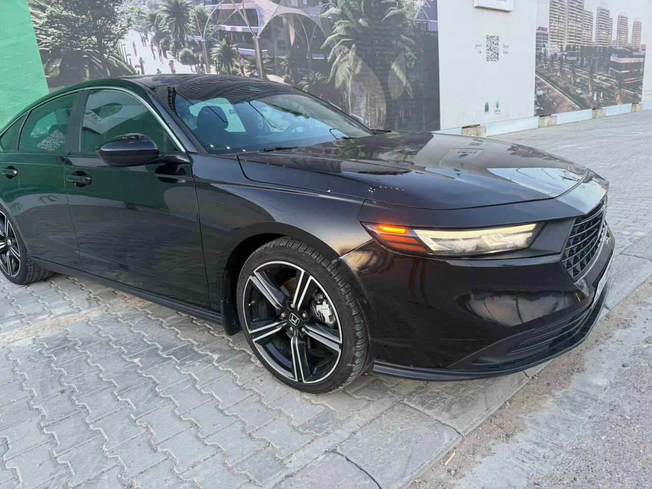 هوندا اکورد سبورت 2023 هايبرد
مكينه 2000 تنفس طبيعي هايبرد  
شاشه كبيره 
Auto Apple carplay
فتحه سلايد 
قيادة شبة ذاتية Autopilot 
كاميره خلفيه 
كشن كهرباء  
رادار امامي 
رادار خلفي
مانع تصادم Auto Break 
Auto hold  
تحديد مسار 
تصحيح مسار
مثبت سرعه cruise control 
مانع انزلاق 
دخول ذكي 
اناره ترحيبيه 
هندبريك كهربائي 
لايت عدسات زينون
حساسات مطر 
حساسات دخول الانفاق 
٣ انظمه قياده ECO-EV-SPORT
ماشية 45,000 mil قابل للزيادة 
عليها ادامة كاملة 
السيارة عليها تخم تايرات جديد 
فلاتر شوته +تبريد جديد
شمعات احتراق سيراميك جديد
بخاخات (نوزلات) جديد اصلي وكالة 

السياره حادثها  البنيد مسحوب بارد بدون قطرة صبغ حتى الدعامية ما مصبوغة ترهم مراوس 
*********** بغداد, العراق
