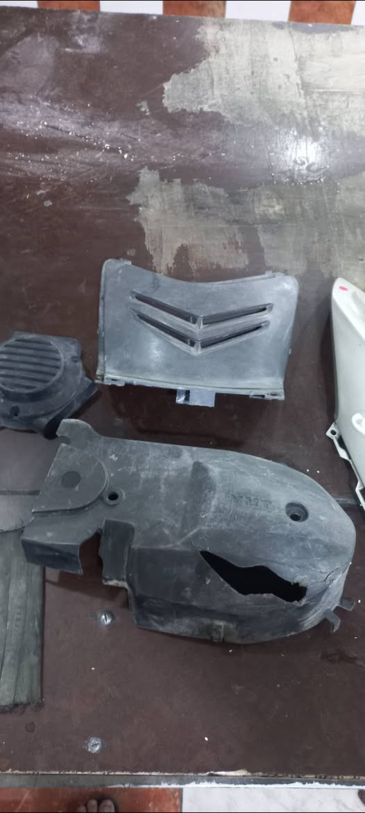 السلام عليكم 
غراض دراجة ١٢٠بلادية مال ماكس 
باقي التفاصيل بأول صورة اخوان مكاني الصليخ***********
