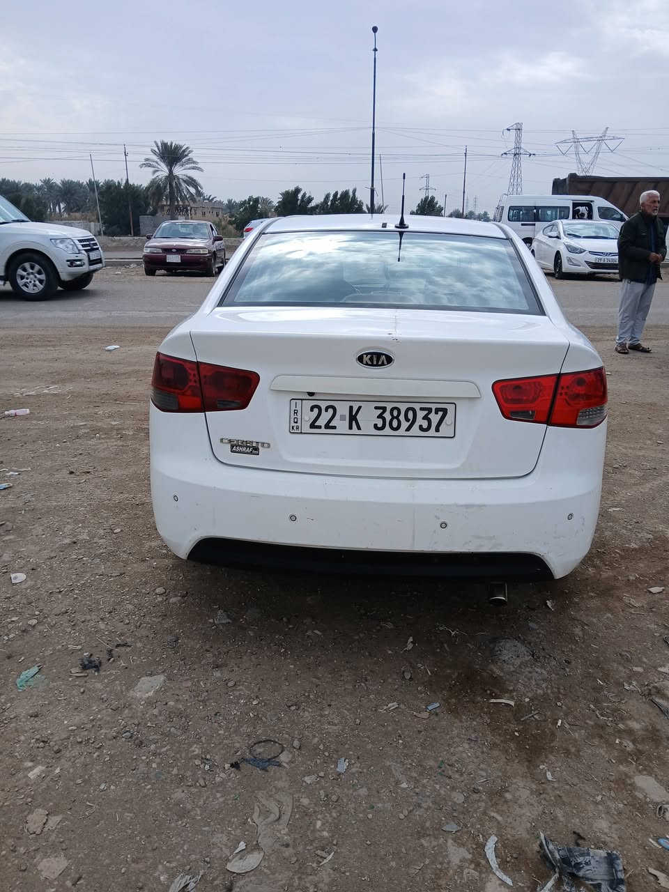 سلام عليكم سيراتو البيع موديل  2011
وارد خليجي صبغ شبر جاملق الخلفي سياره كفاله عامه  *********** 
السعر  105وبيه مجال مكاني بغداد الدوره
