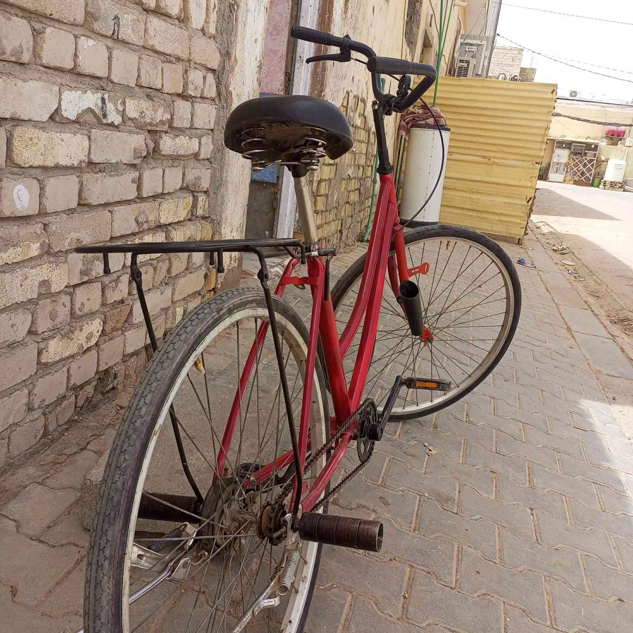 السلام عليكم عندي هاذه الباسكل للمراوس شعندك بطه نزل كامل ملحقات 🚲


**إذا كنت صاحب هذا الإعلان وتريد حذفه لأي سبب، رجاءا أرسل رسالة إلى الدعم الفني**