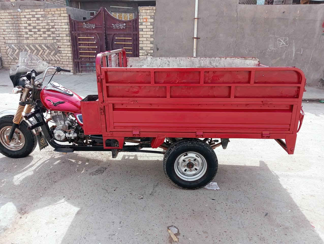 ستوته ديوان موديل 18 

شغاله سلف هندر كهربايات كاملة 

العنوان بغداد مدينة الصدر 

السعر 850 وبيهه مجال 

رقم الهاتف ***********
