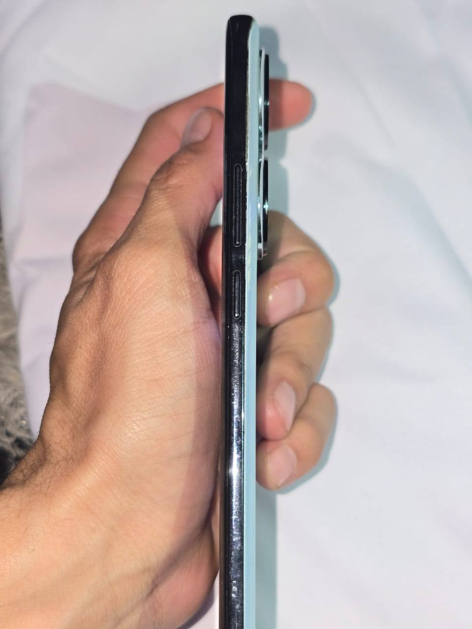 السلام عليكم
هونر 90 مكفول 
هارد 512 دابل سيم كارت
مواصفات حلوه غني عن التعريف كامره 200 ميگابكسل
المكان بابل محاويل ناحيه الإمام
***********
ملاحظه: ما عدي توصيل
