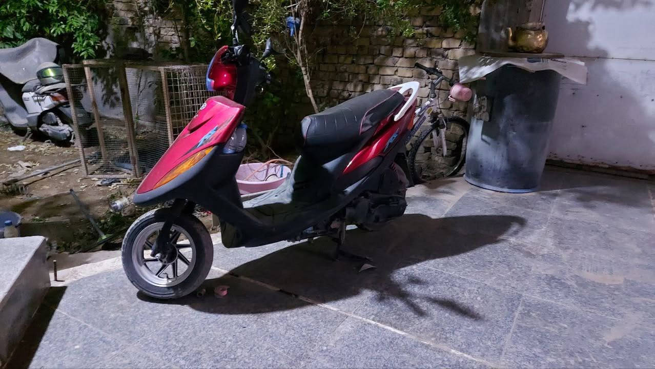 ماكس عدله مامفتوحه نقص بس ابريك امامي والعداد مايشتغل كفراتها كلها تجاري مختم. شغاله مابيها اي شي للمراوس مكاني حله مركز


**إذا كنت صاحب هذا الإعلان وتريد حذفه لأي سبب، رجاءا أرسل رسالة إلى الدعم الفني**