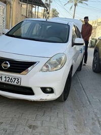 نيسان صني 2013. هندي سياره بسمي  مكفوله من صبغ فقط بارد بجنطه  0787964...