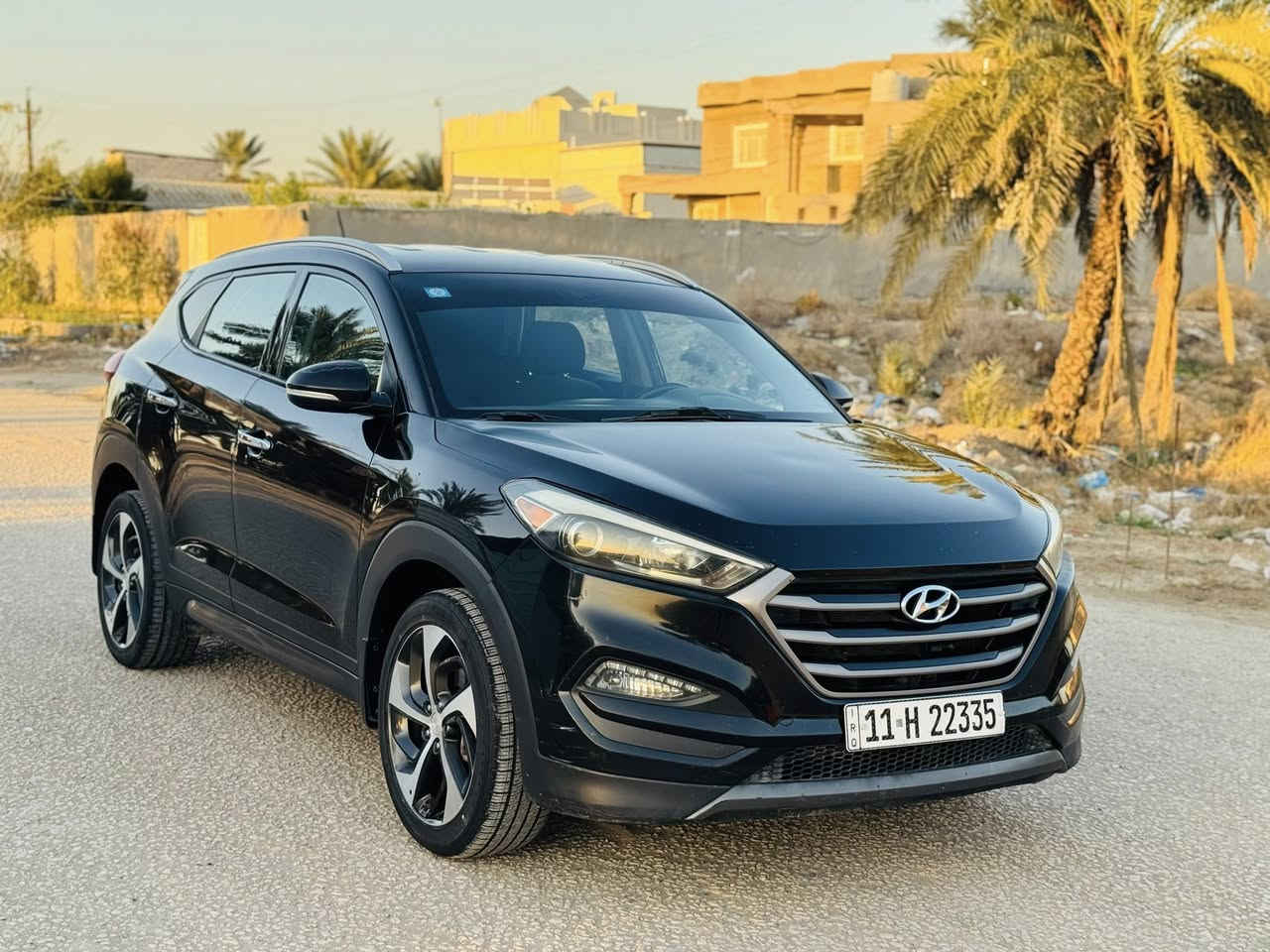 السلام عليكم
للبيع توسان 2016 رقم بغداد بأسمي تحويل مباشر 

وارد امريكي بيه طرف الجاملغ وطرف البنيد بدون تبديل بدون ارباك وبيه باب السائق مبدل اصلي بالعراق والباقي كله ليبل واحد.

السياره فول مواصفات 1/1 عدا الفتحه:

بصمه& جنطه كهرباء& كشنات تدفئه & ويل كروم& زنون & محرك 1.6 تيربو & ماشيه 120 الف& انظمه قياده & اشاير بالمري& كاميرا ورادار & نقطه عمياء& وبعد هواي مواصفات.

السياره جاهزه گير ومحرك وحداديه وتخم تاير وتبريد ❄️

#السعر/139$ بيه مجال بسيط 

***********

_مكان /بابل
