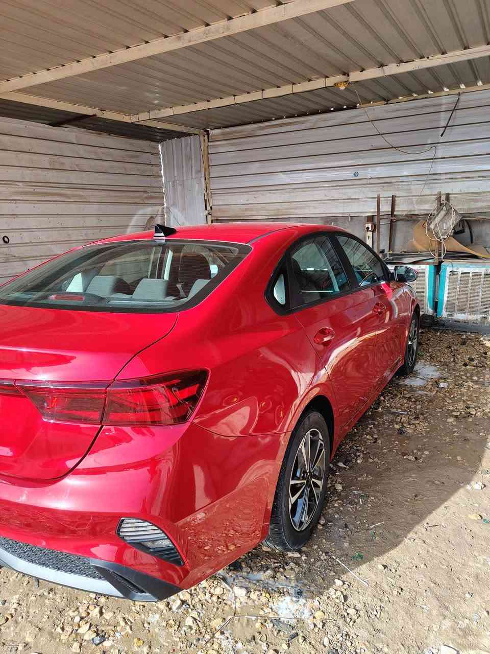 سلام عليكم 
فورتي موديل 2024 وارد امريكي بدون حادث كلين بس دعاميه بدي كلين بدون ايرباك بدون داخل  ماشية 20الف ميل  مواصفات السيارة رادار امامي ورادارات جانبية 
شاشة كامرة خلفية وضعيات قيادة 
اشاير بالمري مكاني بابل السيارة بدون رقم تترقم جميع المحافظات عدة الشمال سعر 163 قابل للتفاوض للاستفسار ***********
