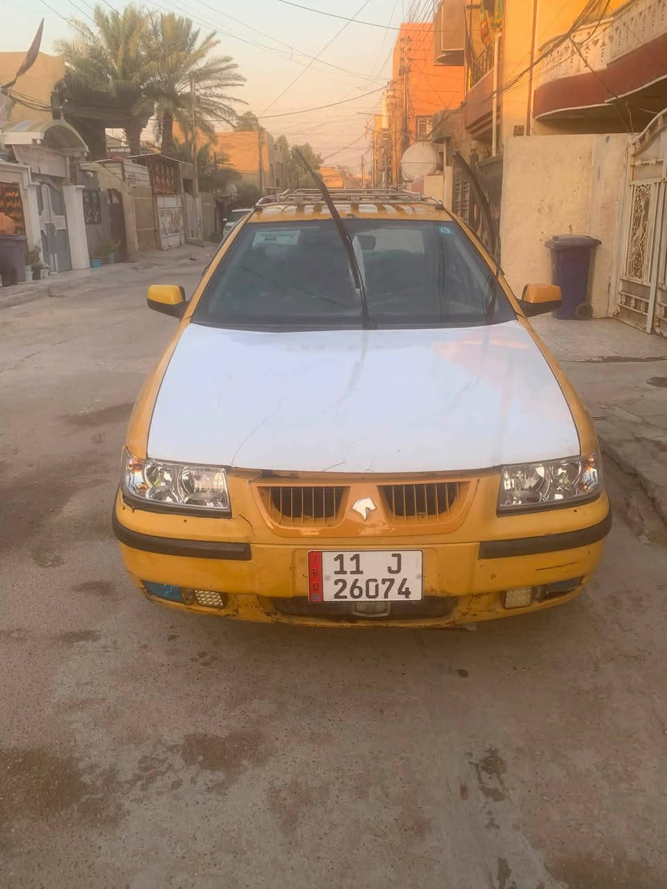 سلام عليكم سمند للبيع مصفره هيئة وغرامات مكينة مكفوله تبريد شغال رقم نكليزي بسمي هزه جديده سعر 22وبيهة مجال مكان الشعب رقم ***********
