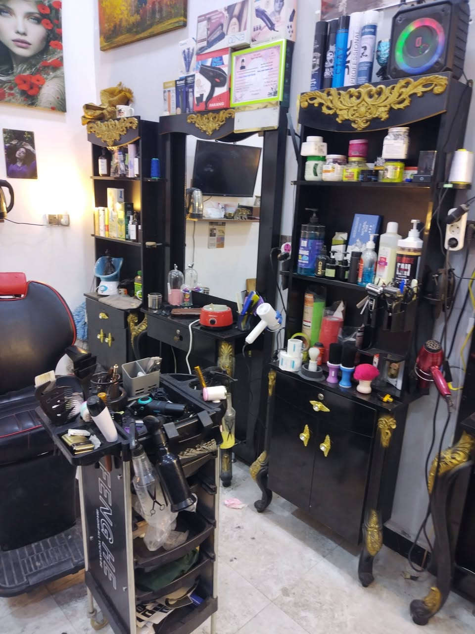 مرايات 2اميز وفاترينات ٢ وكرسي 1 كوت خاجيه شارع ٤٠


**إذا كنت صاحب هذا الإعلان وتريد حذفه لأي سبب، رجاءا أرسل رسالة إلى الدعم الفني**