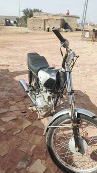 انتنس للبيع بدون ب 400وبيهه مجال  07840793257