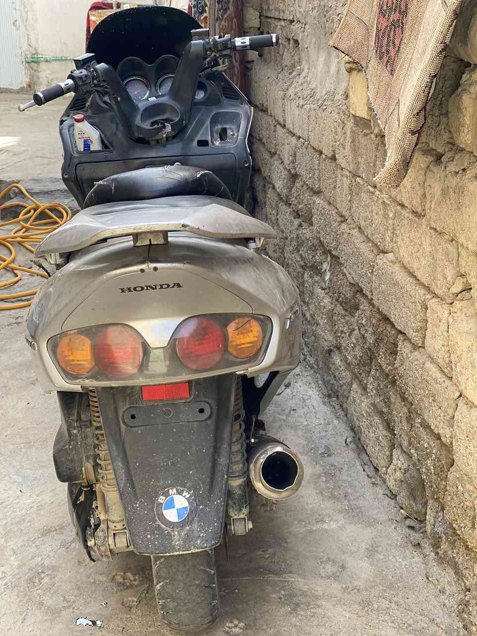 للبيع ب٣٥٠
الاتصال ***********بس الشراي يتصل بيع سريع
