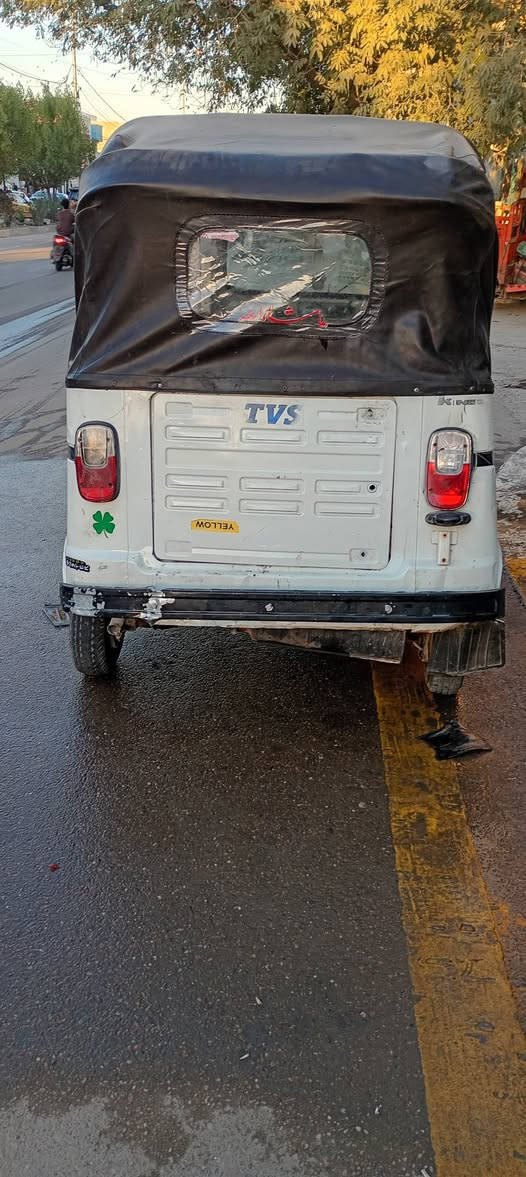 لبيع تي في اس موديل 17تجفيت جديد كهربايات شغاله أوراق كاملة السعر 1600شغاله كبل لشارع بغداد رقمي ***********
