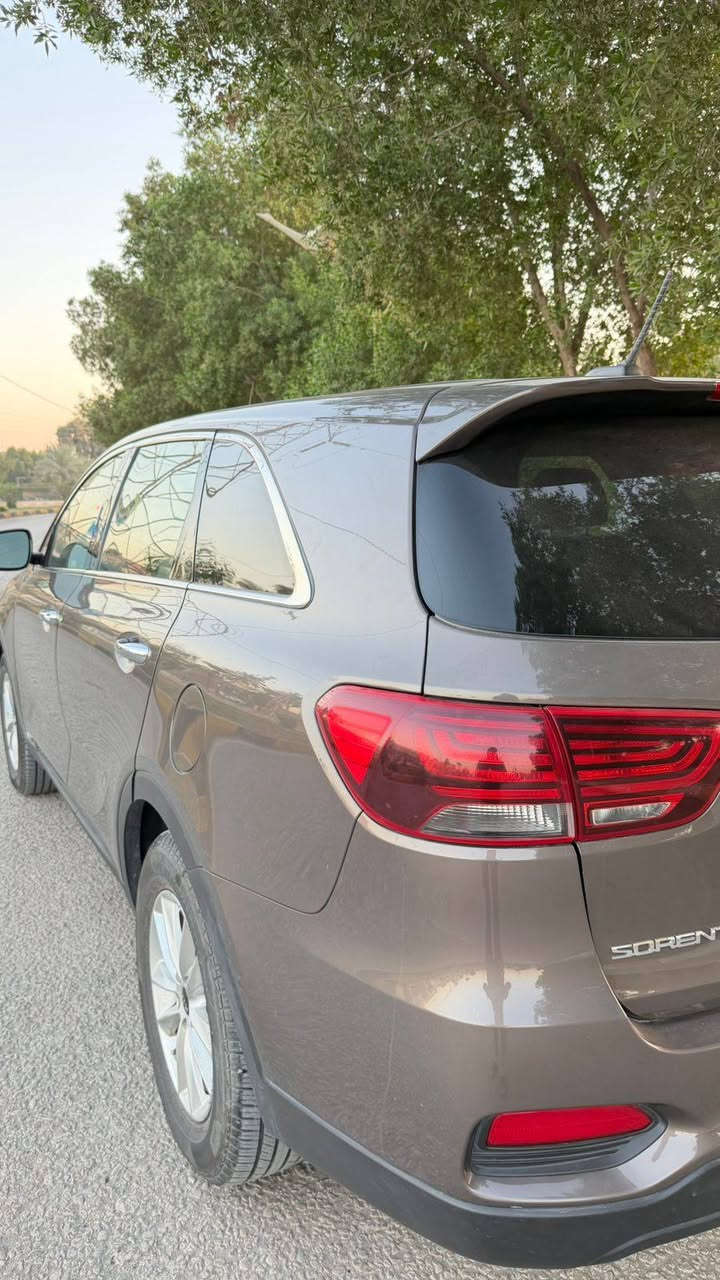 السلام عليكم
سورنتو موديل ٢٠١٩وارد امريكي
 ماشيه ٦٤ الف
رقم بابل
محرك اربعة سلندر
صورة الحادث بنيد سطحي فقط 
 السعر ١٦٠ وبيه مجال
 للاستفسار الاتصال ***********
