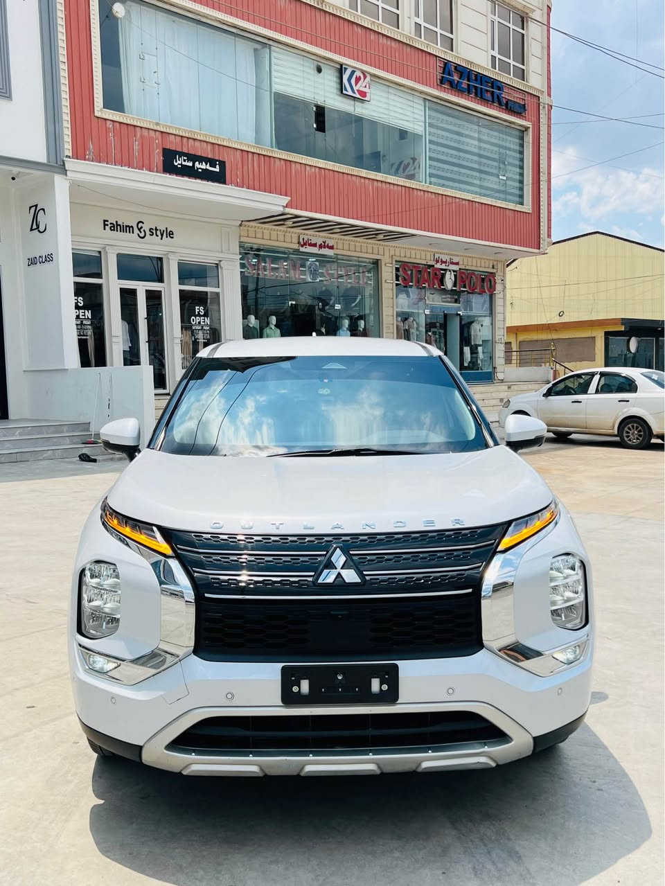 2024 MITSUBISHI OUTLANDER, SE وارد أمريكي
ميتسيوبوشي ئاوتلاندةر 7راكب 7نفري 2024 SE✅
كلين تايتل بدون سبخ بدون شاسي كفالة عام💯✅
99 هزار مايل رويشتوية 3 مانگي خوي لةگةلة كل شرت
سعر بلاش 215 ورقة و مجال ***********✅☎️ أربيل, العراق
