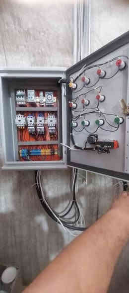 كرار الموسوي للتبريــد 
صيانه ونصب جميع اجهزه تبريد غرف تجميد وتبريد 
وعمل وصيانه جميع بوردات السيطره كهرباء 
ضمان بلعمل موسم كامل
***********
