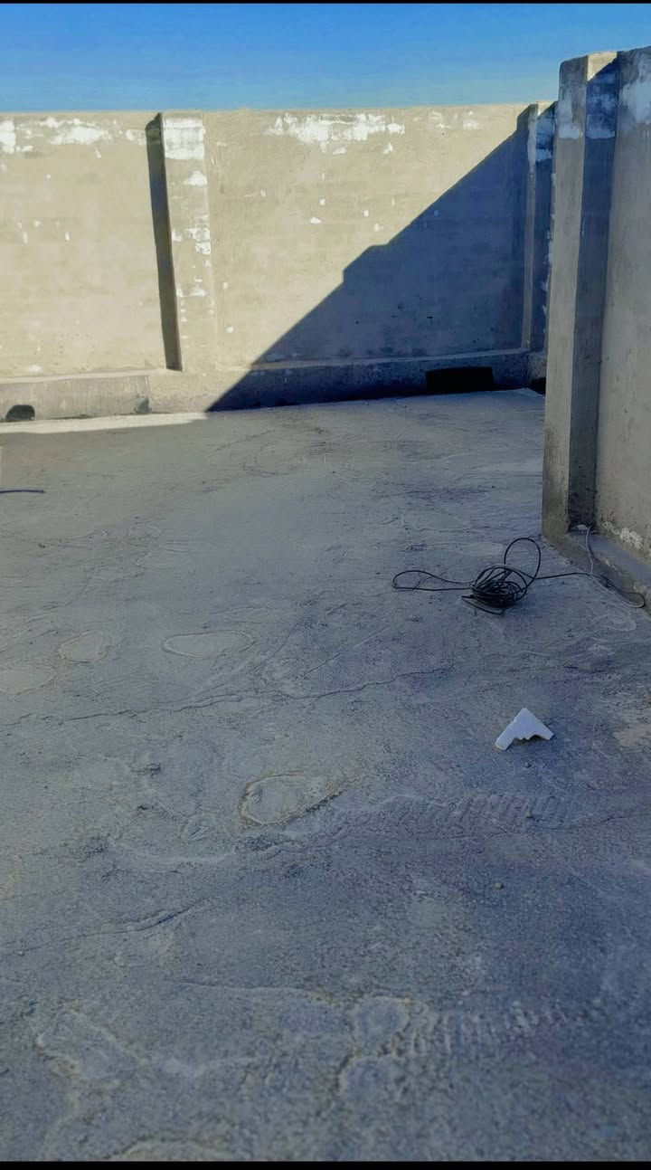 يالله سلام عليكم بيت للبيع 50 متر شارع قنبر يحتوي على غرفه وصاله مفتوحه بناء جديد رقم الدار 66003
الاستفسار  ***********
