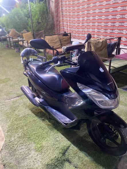 سلام عليكم حبايب بيسي اكس جيل ثاني شرط ياباني دراجه نضيفه ومكفوله من كلشي أكفلك مكينه ونضافه سعرها واحد 500 وبيها مجال بسيط مكاني بغداد *********** وبالعافيه الي تصير من نصيبه 💕.
