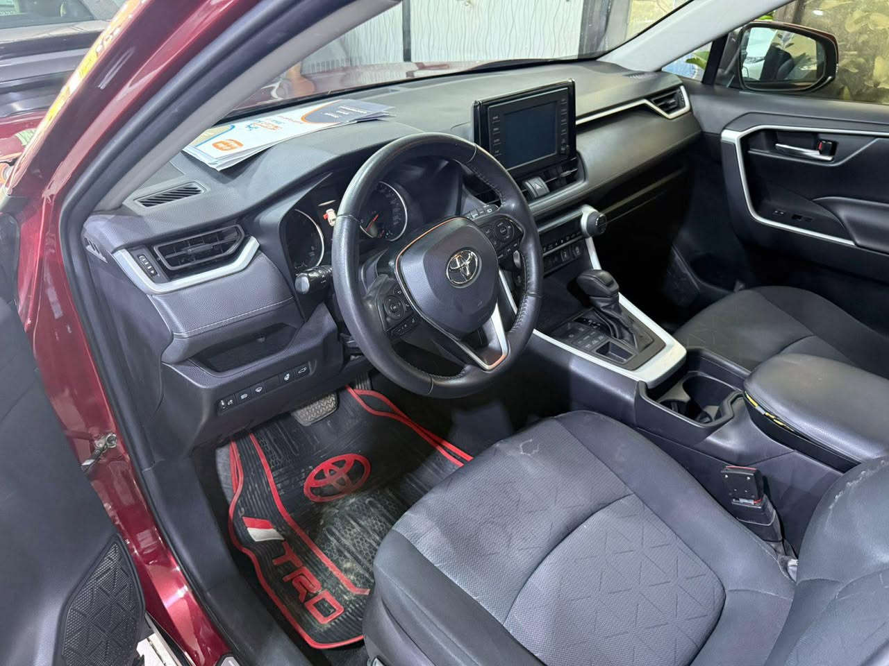 سلام عليكم
-للبيع 
‏-  TOYOTA RAV4, XLE
- موديل -2021 
- لون - دم الغزال 
- لون الداخلي -اسود
- محرك بشرط
- كير بشرط 
- ماشية -40الف mi
- فئة XLE بريميوم
- سلايت 
- بصمه
-جنطه كهرباء
- رادار امامي
- رادار جانبي 
- حاكية 
- مثبت سرعه 
- تحكم اوامر صوتي 
- تبريد قطعتين 
- هاند بريك بصمه 
- كشن كهرباء جلد
- نظام ECO ثلاث انضمه قيادة 
- نظام اوتو ستوپ 
- اشاره مرايات 
- مرايات كهرباء
- الضرر خشم البنيد وشوي مو الجاملغ السيارة ليبل واحد
-شرط بس ايرباك دركه حداديه امامي خلفي جديد
-ويل 19 + تخم تاير جديد
- صور الحادث داخل المنشور السونر موجود و رقم الشاصي هم موجود 
- مكاني - ديالى- بعقوبة 
-السعر 210وبيه مجال للطيبين 
- الاستفسار ‭***********
