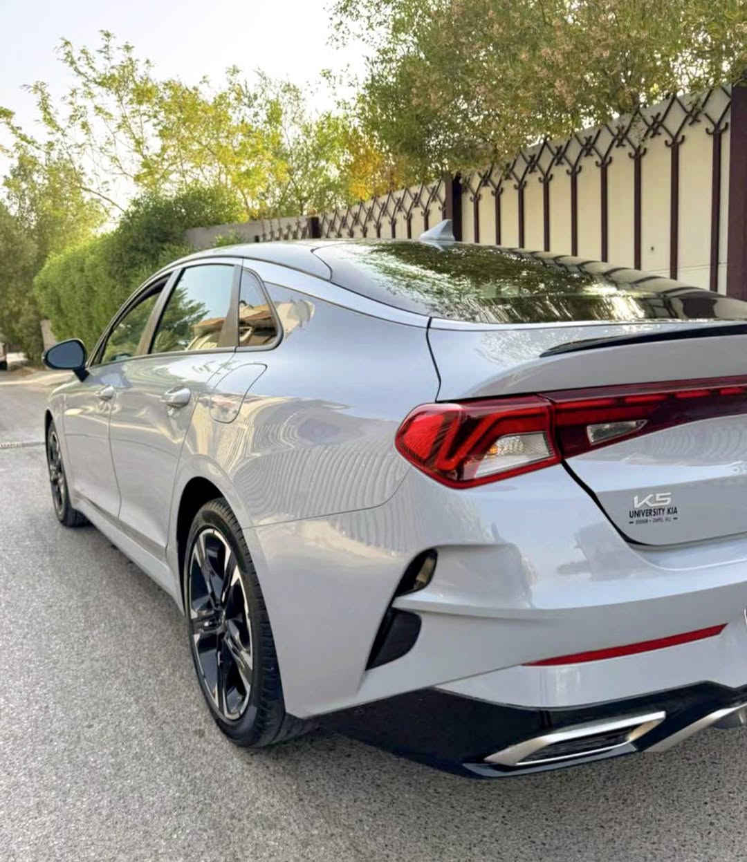 ‎ K5 جيتي لاين
مكانه بالحله
 ***********
‎موديل 2023
‎فحص مؤقت بدون رقم 
محرك 1600 تيربو 
‎مواصفات GT LlNE ماشية 14 الف
‎ سمنتي اللون مميز 
‎فول مواصفات داخل احمر 
‎بصمه
‎قياده ذاتيه ؏ الخطوط السريعه
‎هاند بريك بصمه  
‎مثبت سرعه 
‎نضام ABS
‎مانع انزلاق
‎حساس أطارات 
‎بك لايت ليد
‎شاشة جبيره 
‎كامره 
‎كشافات امامي
‎شاشه اعطال
‎ويل كورم لونين
‎رادار جانبيه
‎مراقبة النقطة العمياء
‎رادار الخطوط البيضاء 
‎اشاير بالمري 
‎كشنات جلد 
‎مقعد للسائق قابل للتعديل كهربائياً
‎لايتات ‏3 عدسات 
‎نضام قياده أيكو + سبورت +سمارت +نورمال
‎بلوتوث + aux + usb
‎فول تحكم ستيرن
‎كير أوتو + عادي
‎ئوتو بريك 
‎الخريطة🗺📍
31- D ستيرن حرف
‎32-‏Led +  زينون
‎33-السياره فول رادرات
‎34-التشغيل عن بعد
‎‏38-AUTO HOLD-
‎39-تصميم خارجي رياضي
‎41-نظام الملاحة
‎42--لاسلكي Android Auto  

‎السياره وارد امريكي حادثه  مبدل قطعتين  اصليات وربع  صبخ
ايرباك ستيرن وبرده 
السعر180 وبيه مجال
