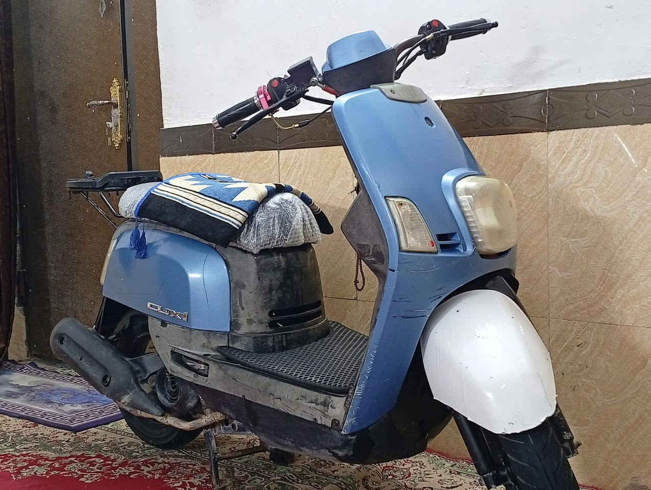 بوليس للبيع او مراوس
فول ملاح سلف شغال كله بلادي 
49 مكاني نجف 
السعر 575 وبيه مجال 
*********** واتساب
