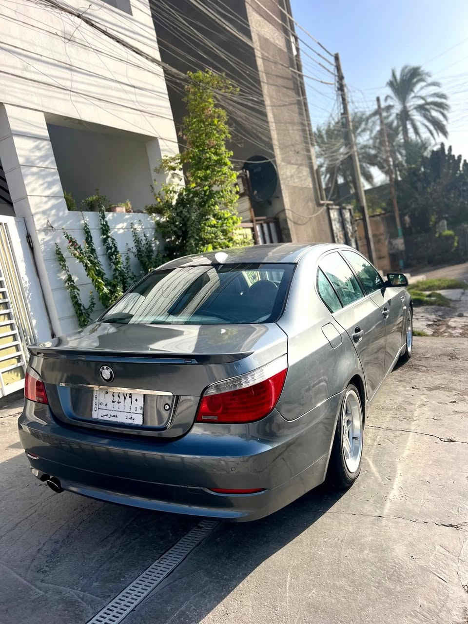 السلام عليكم
للبيع او مراوس.   

ماابيع لا اقساط ولا وعده 

BMW e60
2009
رقم بغداد 
520 سابقآ
530  حاليا
محرك وكير وتفرعات وعقل وضفيره كله جديد حاويه
محرك n52 30 نوزل قصير
بيها هواي مواصفات ماعدا الفتحه.

صبغ جماليه أثر جراد بدون حادث بدون معجون
صدر امامي خلفي خير من الله
تبريد منظومه جديده مبدله
نقص بس الفيشه مال الكمبريسر والغاز
السعر 115 $ وبيها مجال للشراي
مكان السياره بغداد الدوره
*********** ياسر

