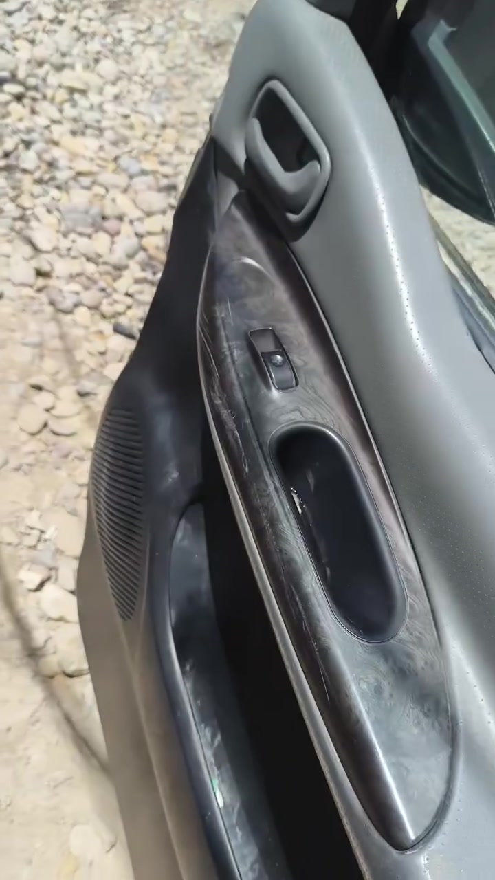 سلام عليكم بيبان حاويه نتصل وبيك خير ويدلل  ***********
