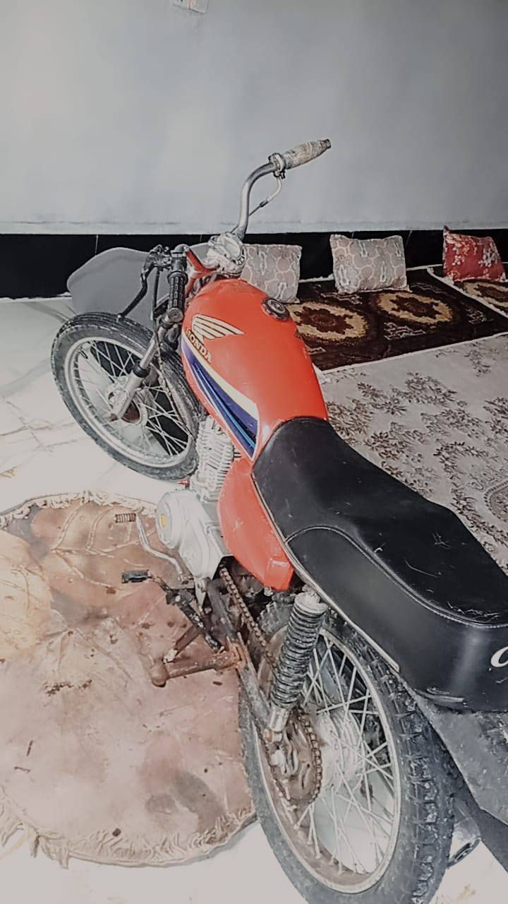 سلام عليكم نامه 23 للبيع كلك
مكفوله دخن وتنكط (دهن) بس قليل  مكاني القاسم ***********
