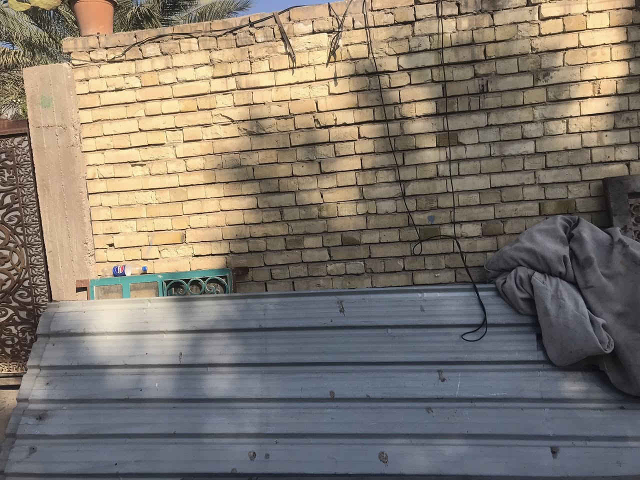 السلام عليكم
1- باب شارع خارجي قطعه واحده طول 2 متر وعرض متر و44 سنتم  بسعر 75 الف .

2- باب حوش الجوزي طول 2 متر و10 سنتيم وعرض متر و10 سنتيم بدون جرجوبه بسعر 80 الف . 

3 - درج حديد مترين و80 سانتيم 11 بايه بسعر 75 الف 

4- بيبان داخليه حديد  طول  متر و90 سنتيم وعرض 94 سنتيم عدد 2 بسعر الواحد على 30 الف . 

5- شباج اخضر يفتح باب واحد طول وعرض متر بسعر 30 الف. 

6- مشبج 5 متر بسعر 20 الف 

7-رفوف محلات عدد 23 واحد مع 18 حماله سعر القطعه 5 الاف .

8- منقله بيها غطاء بسعر 15 الف .

9 - جينكو عدد 6 قطع  عدد 5 طولهن 3 ونص متر  وقطعه واحده طولها 3 متر سعر الوحده 10 الاف .

الاسعار اذا تريدهن كلهن بيهن مجال .

العنوان بغداد - بوب الشام / للاتصال موبايل واتساب 

***********
