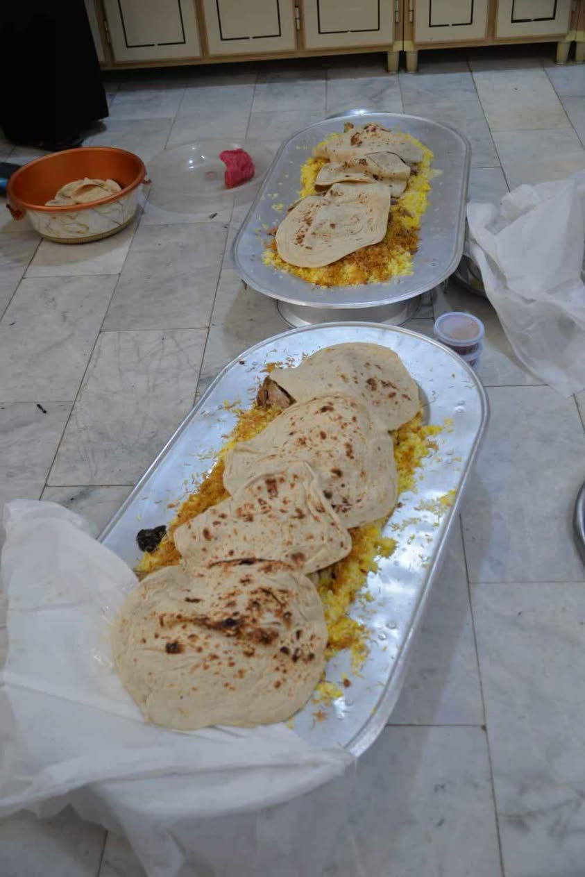 هذة الطباخ يشهد الله من بغداد بس جاي خطار ويدور ثواب يعني بنص قيمه يطلع للاستفسار الاتصال على الرقم 
‏‪***********‬‏ Singapore
