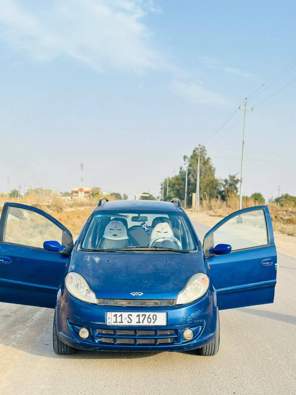 سلام عليكم شيري A1  موديل 2010 سياره بلاديه وجاهزه كير ومكينه جدد حداديه 70٪ كشر بلادي كهربايات كلهة شغاله تبريد وتدفه شغالات شاشه سستم سماعات تخم تاير  
مكان سياره ديوانيه  رقمهة بغداد مميز سنويه لل 28  
سعر سياره 32بي مجال بصيط  رقم تلفون ***********
