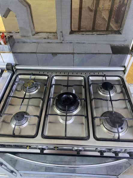 السلام عليكم/ يوجد طباخ للبيع السعر 150 بيه مجال عنواني/قرب كرار الوائلي
الرقم/***********
