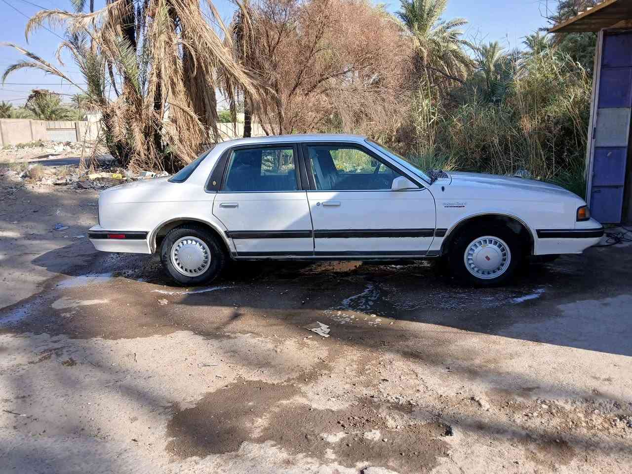 السلام عليكم اولدز للبيع موديل ٩٠ رقم انكليزي بغداد بسمي السياره نظيفه وجاهزه تبريد شغال بيهه صبغ فقط قماره وجنطه اثر جراد بدون معجون *********** وتساب   مكاني بغداد السعر ٥٠ وبيهه مجال
