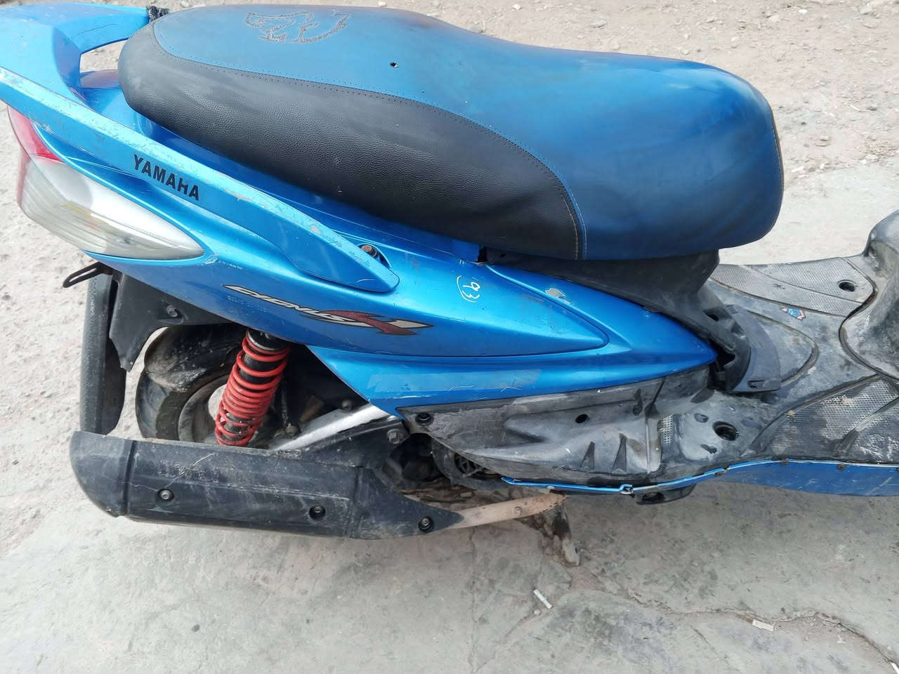 دراجة سكنس فحل
للبيع السعر 600  وبيها شوي مجال العنوان الحريه ساحه عدن المكينه ستندر برغي واحد مفتوح بيها  ***********
