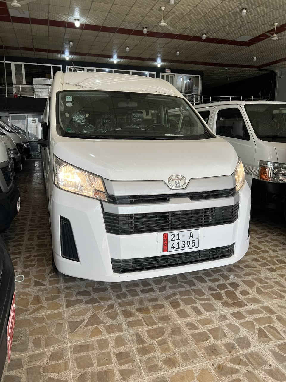 اللهم صلی علی نبینا محمد
تویوتا هـایس
مودیل ٢٠٢٣
ربع فول 
ماشیة ٨٨ الف كم
كیر عادي 
بیها شویة تعدیل بجاملغ خلفي
جامین تفتح
سویج ریموت
كشنات خلفي ٤
سعر//٣٧،٠٠٠$
***********
عنوان// اربیل
