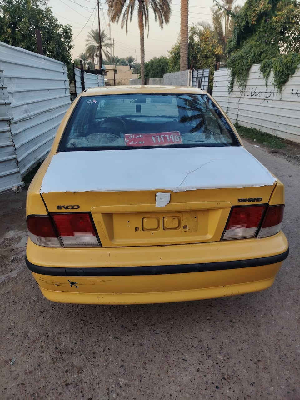 سلام عليكم سياره سمند موديل 2012 رقمه القديم لأحمر محرك مجفت جديد الكير خير من الله السياره حادثه فقط جنطه مواصله لا لغد ولا شاصي غرامات مصفره هيئه ماعرف شكد عليه الي يطلع عليه اني ادفعهن السياره نقصه دعاميه وصدر السعر 25 وبيه مجال بسيط رقم الهاتف /***********
