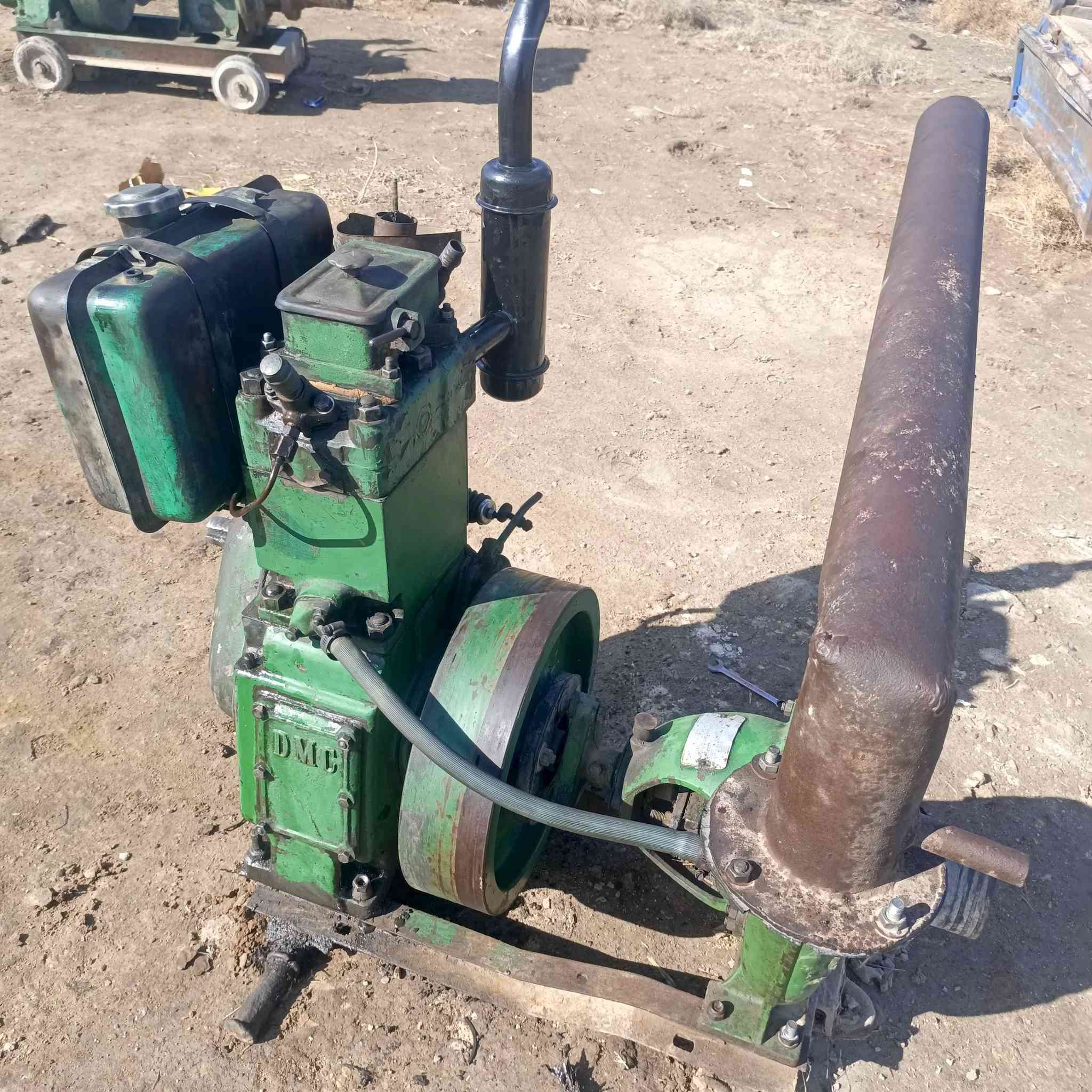 السلام عليكم ماطور للبيع ابو 5 نضيف كلش مع صونده 8متر خنزيره 4ب4النوعيه DMS شرط الشغل المكان  ناصرية قضاء قلعه سكر السعر ب 225 وبيه مجال قليل ***********
