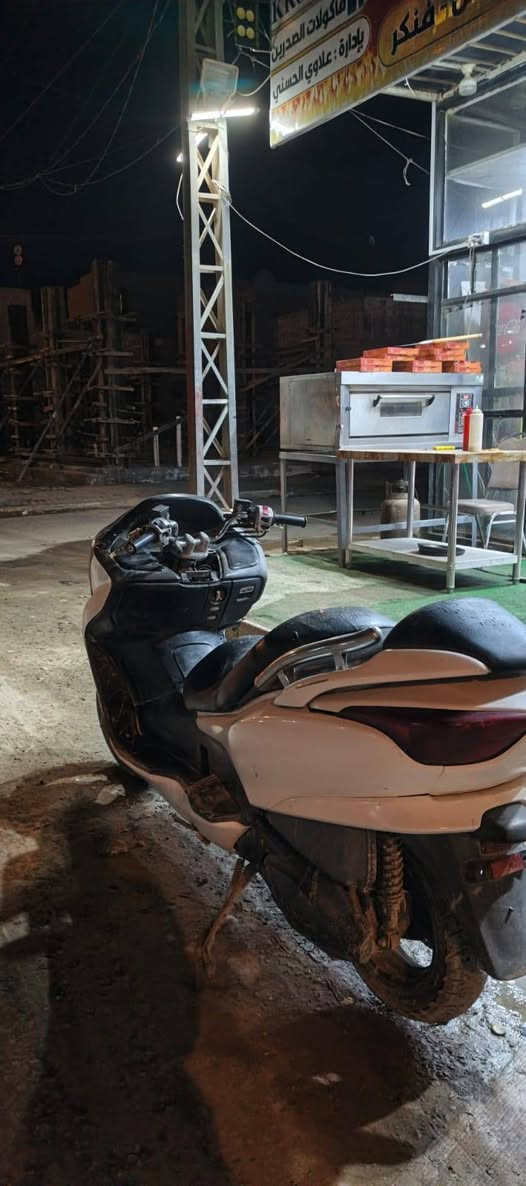 السلام عليكم ورحمة الله وبركاتة
فورزة 08 

للبيع كير ملغي 

دراجه مفتوحه مره وحده 

مكينة حلوه فول نكره سلف

الباقي كفالة وكلشي بيها شغال 

حساس استان صفح 

گلوب جنطة 

اشاير لايت عالي ناصي بلادي كلشي بيها على الوضع الشركة 

السعر (900) وبيها مجال للطيبين واني بل خدمة 🩵

مكاني ديوانيه حي العسكري 

*********** فقط واتساب
