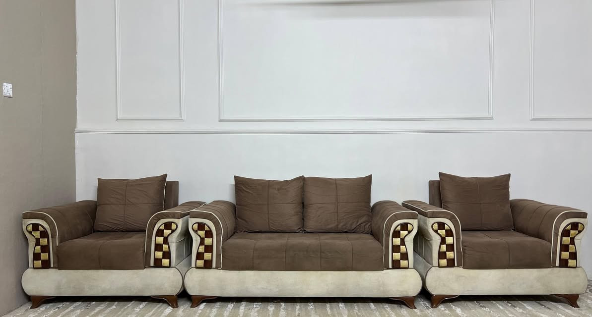 تخم تركي7مقاعد كوشات وجهين رايده 250 وبي مجال
للأستفسار الاتصال على رقم ***********
