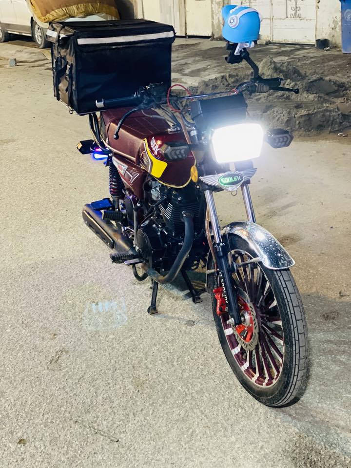 لسلام عليكم للبيع دراجه ايراني مديل 2025 لدراجه جديده اي نقص مابيها ومتروكه بل بيت عنواني بغداد الدورة سعرها 750 رقمي *********** وبي واتساب
