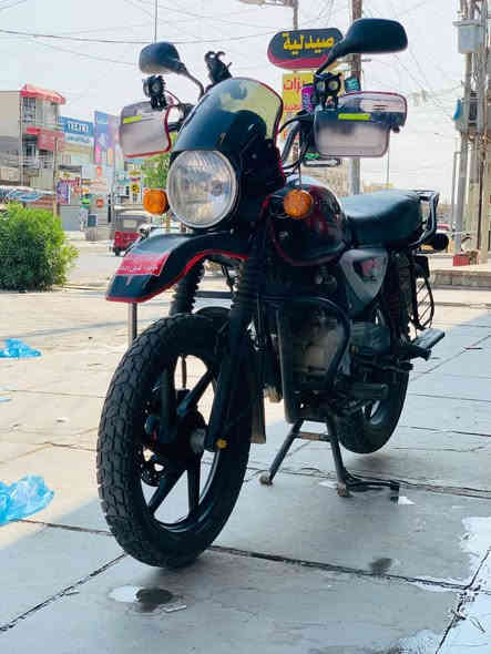 دراجه بوكسر موديل ٢٠٢٢ شهر ال١٠ الدراجه نضيفه كلش مرقمه باقي كم يوم استلم لوحة انكليزي  سعر مليونين و٣٠٠ وبيها مجال باقي التفاصيل اتصل ع رقم *********** مكاني بغداد الحسينيه
