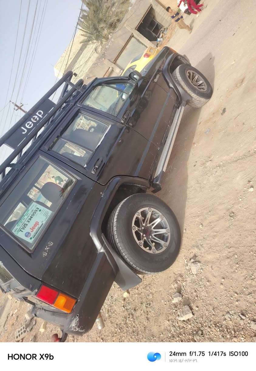 سياره للبيع
جيب شيروكي موديل 1991 جاهزه سياره كله جديد مكينه بلاديه توني مسويله ادامه الكير بس الواحد يأخر شويه يله تحرك حداديه وره وكدام جديده رقم سليمانيه انگليزي  مداور ثاني يوم بسم واحد بغداد بل حسينيه سنويه ل28 السعر 40 وبيه مجال مكاني نجف الاشرف قضاء المشخاب الاستفسار اكثر اتصل ع رقم ***********

