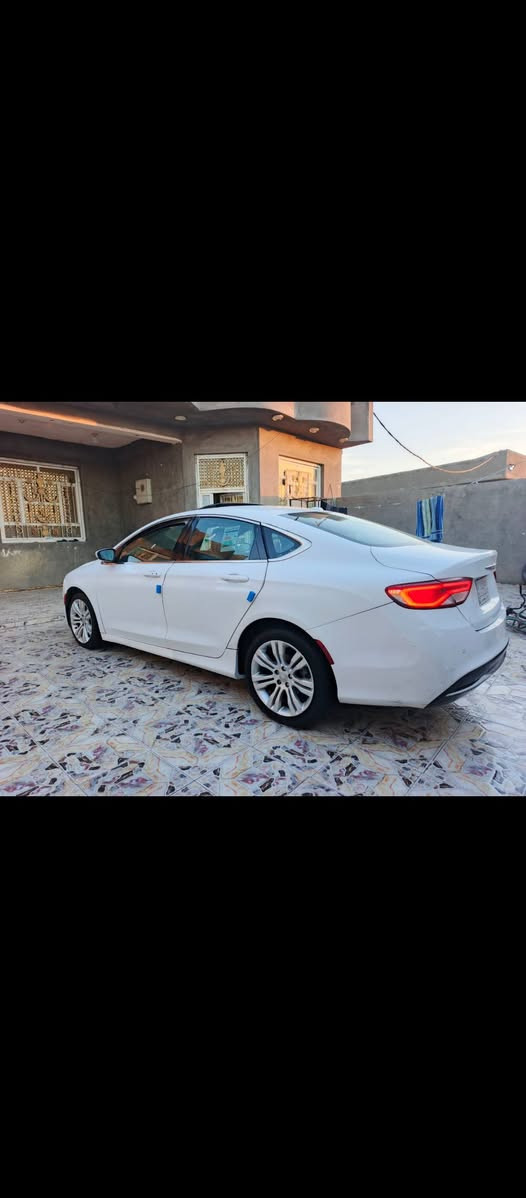 السلام عليكم البيع سي 200 موديل 2015 رقم ذي قار حره تحويل ثاني يوم سنويه مجدده 28 مشروع وطني وارد امريكي ضربته بنيد وجاملغ فقط والباقي كفاله عامه مكفوله من الضربه القويه والكص العيب الشرعي مكينه 2400 مكينه وكير وحداديه وتبريد  وتدفئه وتخم تايرات كله مكفول سياره جاهزه مال جناي بمعنه الكلمه فول مواصفات واحد على واحد فتحه بصمه تشغيل بصمه ابواب بصمه جنطه تحكم ستيرن شاره بل مرايه شاشه كبيره كامره دسك خلفي وأمامي ويل كب منظومه زنون فول واحد على واحد مكان سياره ناصريه سعر 97 بيه مجال قليل رقم الهاتف *********** أنه مكلف بل نشر خابر راعيه بيك خير وتدلل الزبير, البصرة
