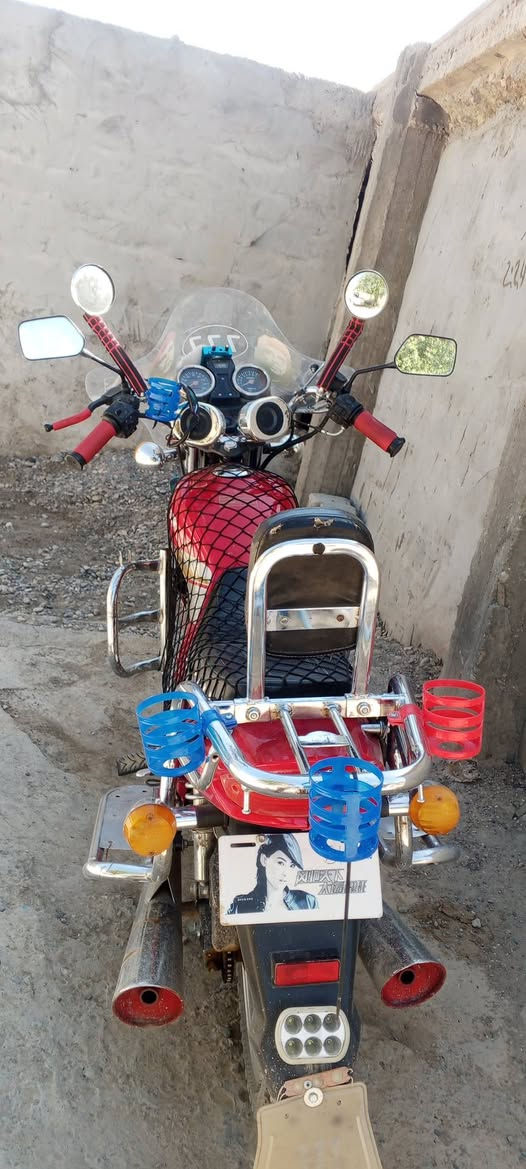 السلام عليك يوجد موطور صاروخ موديل 19شرط كلشي شقال محرك ما مفتوح ***********
