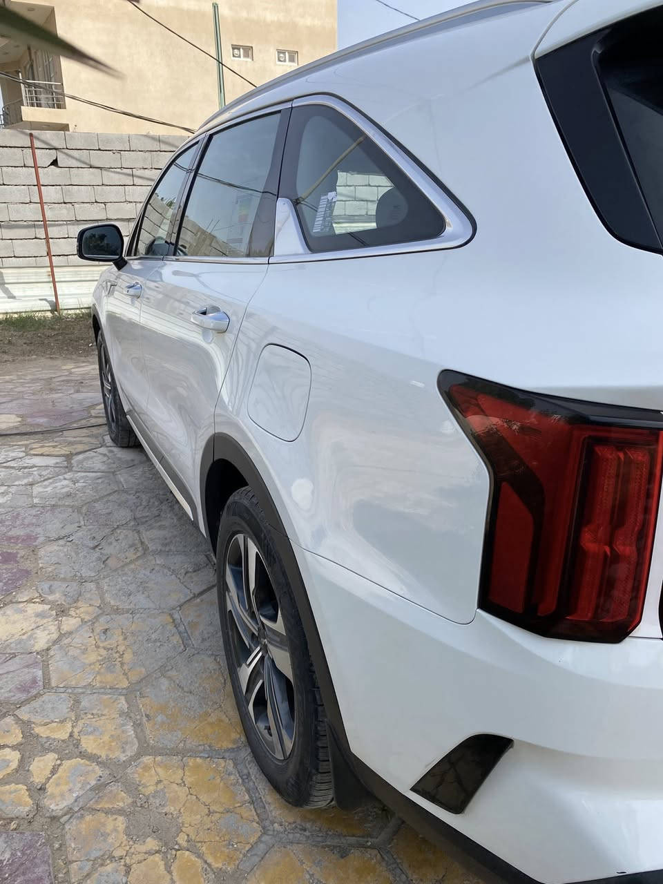 سورنتو ٢٠٢٣  فول مواصفات عدا البنراما خليجي رقم بغداد ألماني مشروع وطني مواصفاتها 
محرك ٦ سلندر ٣٥٠٠ 
بصمة .  تشغيل عن بعد
كراسي كهرباء 
صندوق كهرباء 
كامره
ويل ٢٠ 
دشبول متغير ٧ ألوان 
هاند بريك بصمة 
كير ماوس 
بردات خلفية 
شاحن واير لس 
مري ترحيب 
شاشة اندرويد 
سبعه راكب 
حساس أمامي وخلفي 
حساس مطري 
السيارة نظيفة   . ماشية ١٠٧  السعر ٢٧٠  للاستفسار 
  ***********
