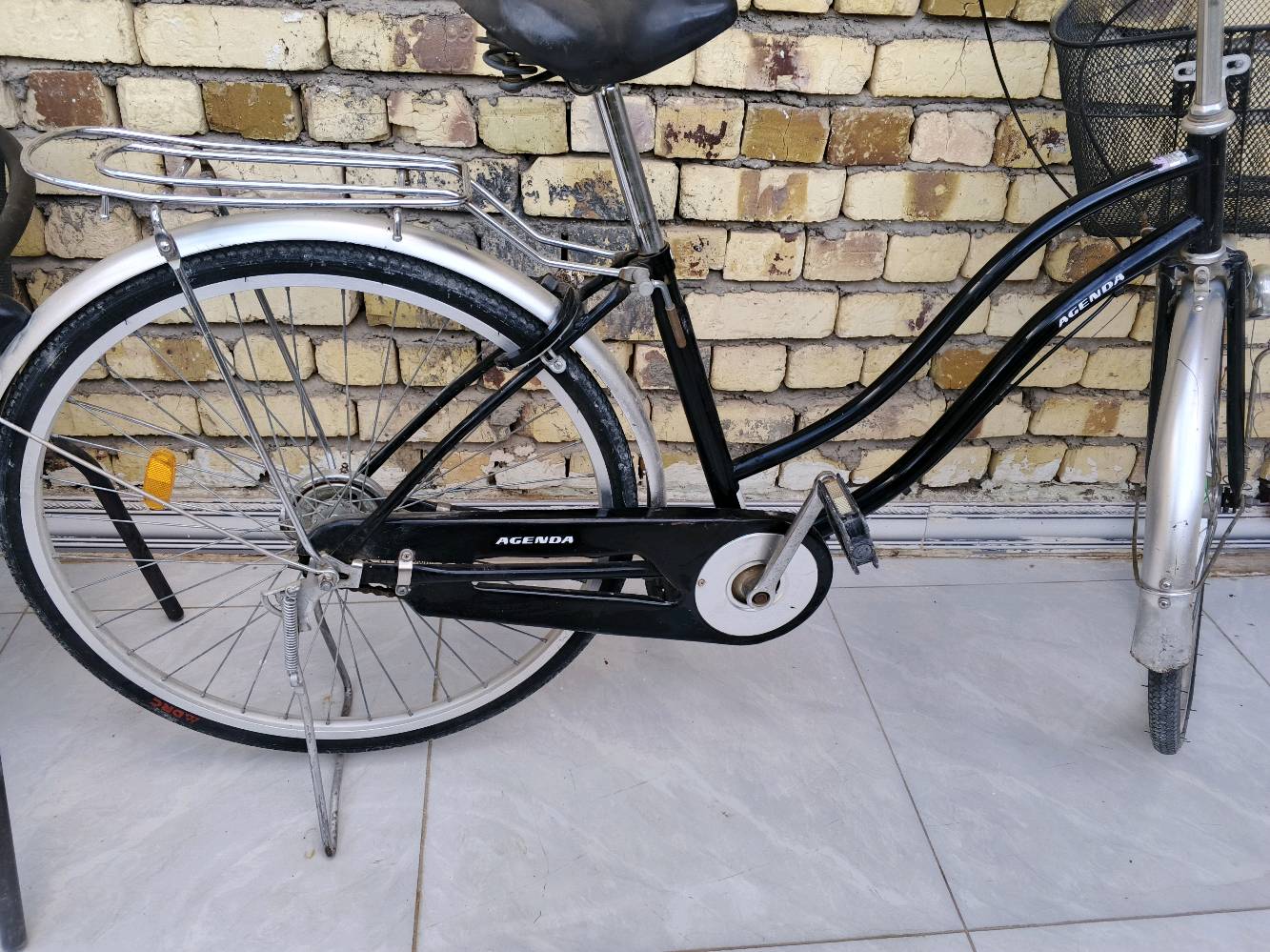 بايسكل بناتي للبيع حجم 26 نضيف تايرات جدد مكاني الكوت الخاجيه السعر90 وبي مجال 