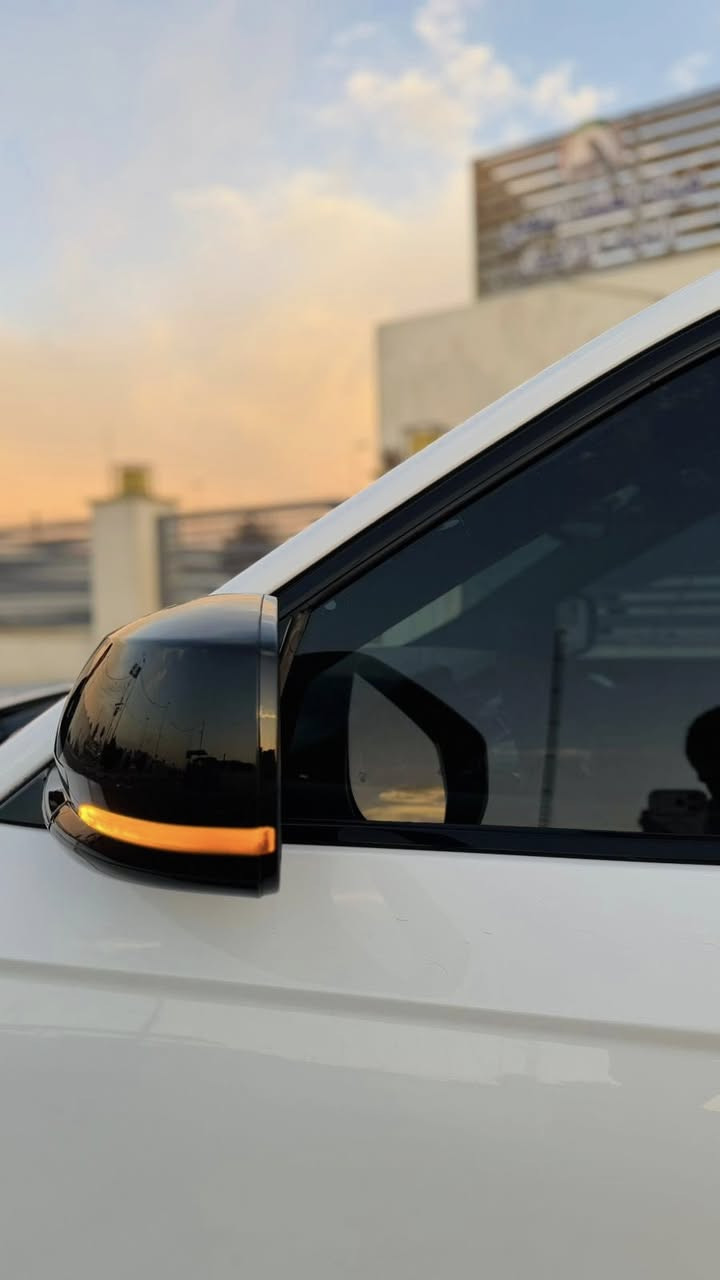 سلام وعليكم للبيع 🔥
2023 JEEP GRAND CHEROKEE, ALTITUDE
للاستفسار (***********)
السيارة مكفولة كفالة عامة من الايرباك وشاصي ولغد ضرر السيارة سرقة ‼️.
مواصفاتها . 🔥
محرك 3.6 لقوة: حوالي 290-295 حصان
 رقم بغداد الجديد باسمي
 لون ابيض ثلجي
اشاير بالمرايا
 ونقاط تنبيهه مسار
 وردار اصطدام امامي
تحكمات وشفتات ستيرن
شاشة  وكامرة
كشنات جلد والكراسي الامامية كهربائية
والكراسي كلهن بيهن تدفئة
قطعتين تبريد
كرسي السايق 
كير ماوس
انار مخفية دشبول بلادي
 لايت امامي خلفي لد
منافذ شحن طاقة للهاتف
سقف اسود 
ومواصفاتها الباقية معروفة 

( ضرر السيارة ) سرقة 🔥 فوتلي واتس ادزلك رقم الشاصي 
ممشى السيارة 26 الف 
السيارة مكفولة كفالة عامة من الشخوط و الرصعات 
السيارة مكفولة من الايرباكات السيارة بدون ايرباك 🔥 
السيارة جديدة كير محرك صدر تراي اخذ للبصرة 🔥 
اي نقص بل سيارة ماكو 🔥
               ( السيارة مال بيت ) 
للاستفسار (***********) السعر 265وبيهة مجال 🔥.
