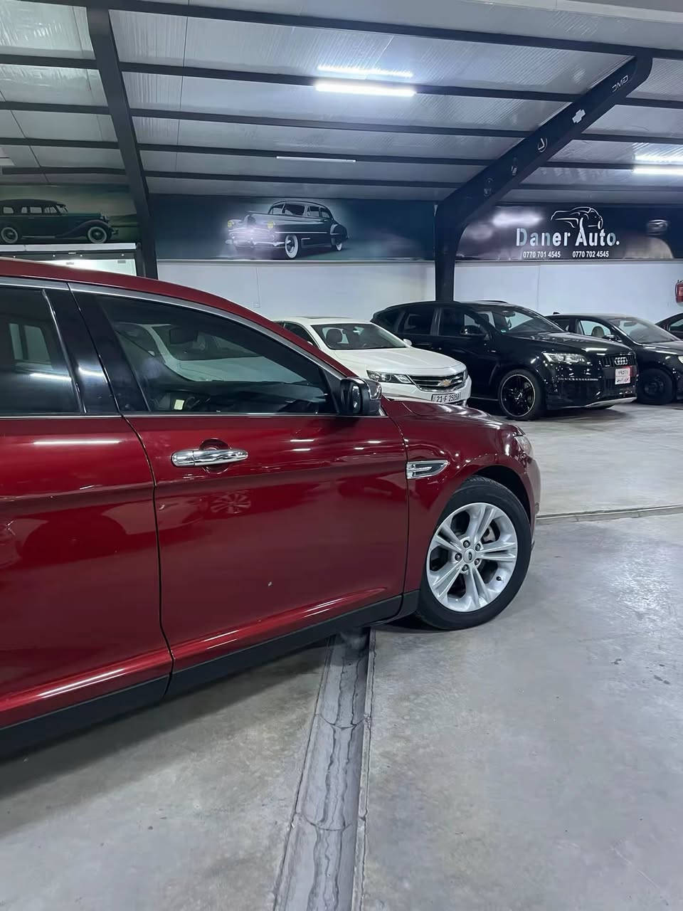 السلام عليكم فورد تورس موديل 13 خليجي السيارة كير مكينه حداديه كله بشر صبغ باب السايق بدون ارباك 
مكان السياره سليمانيه 
ماشيه 300 الف كم مكينه جديده عليه 
السعر 120 
***********
***********
ما متواجت عل نت شباب
