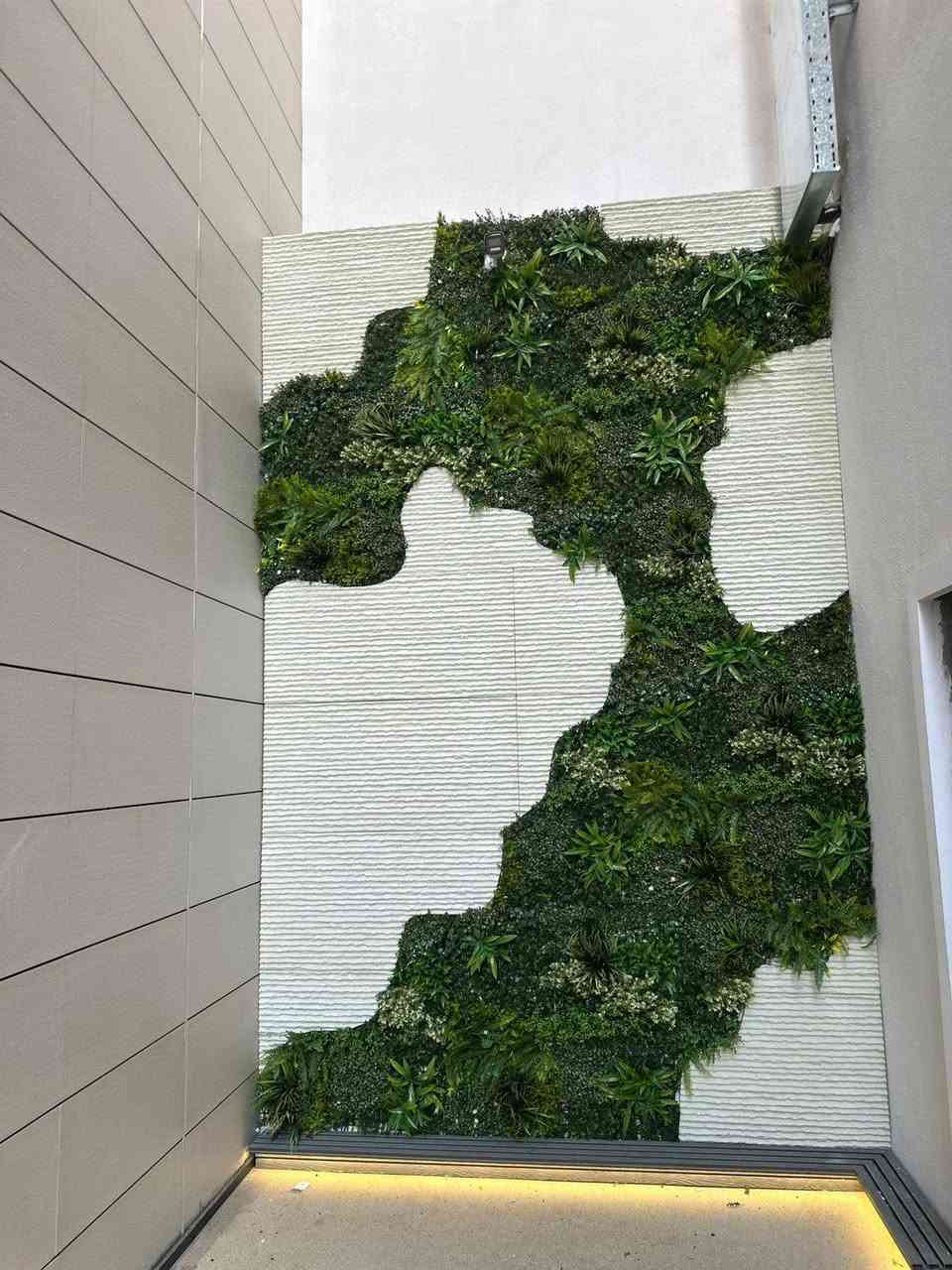 ديكورات الحديثةنجهز صيدليات  و محلات  وغرف نوم ومطابخ اتصال على رقم ***********
الموقع الرمادي
