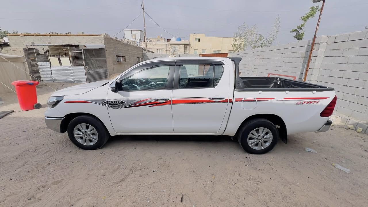 السلام عليكم للبيع هايلوكس موديل 2024 رقم أقم اربيل 

فول موصفات ماشيه 44 الف سبير ما نازل بعدها بتايرات شركة 

مكفوله كفاله عامه  فقط بخشم البنيد خسف كلش زغير وما ملعوب بيها حته شخط ما بيها والباقي كله بشرط كفاله من شخط 

سياره اخت زيرو جديده بمعنى الكلمه وأحله من صور ستخدام شخصي 

السعر 295 بيها مجال بسيط 

العنوان البصره الزبير 

رقم الهاتف ***********
