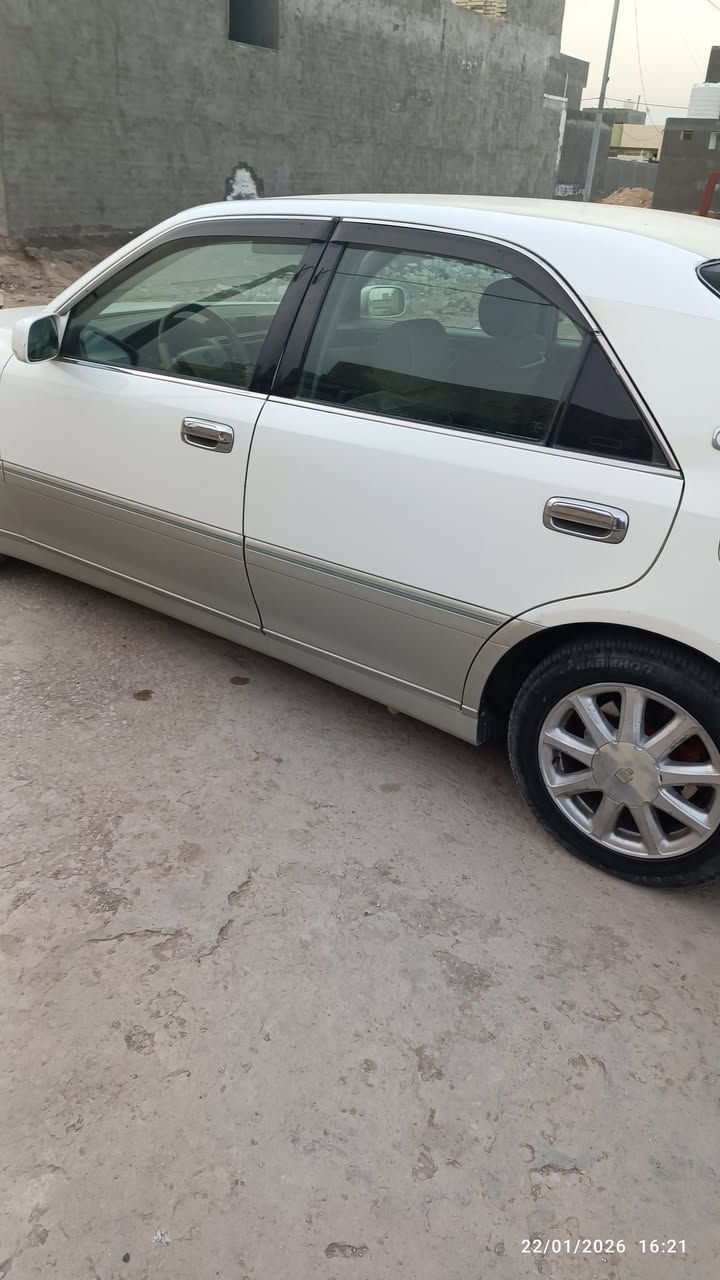 سلام عليكم
ملكه للبيع كرستال اصل 2002 بسجله السعر 100 

رقم الهاتف ( ***********)
