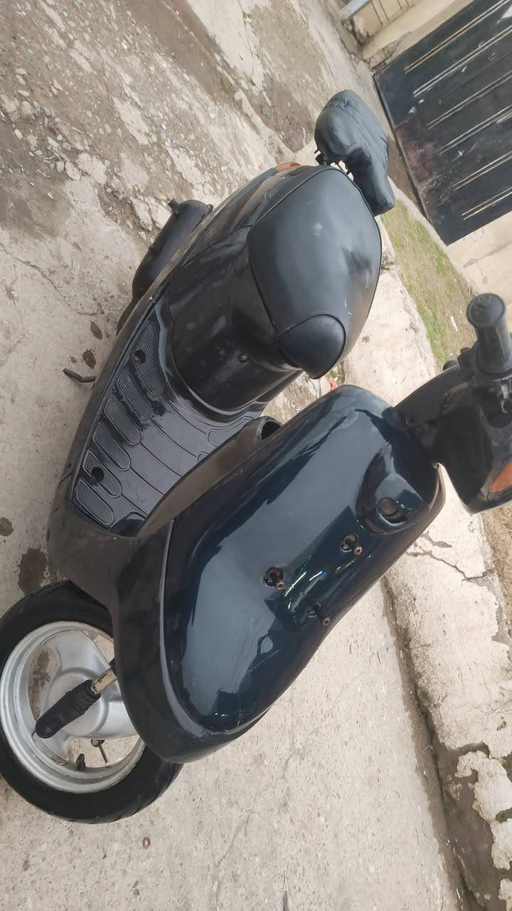 ماطور بوتين برغي مامفتوح بي لاقبق ولامحرك كلوو شرط سعروو 375الشراي يتصل ***********
